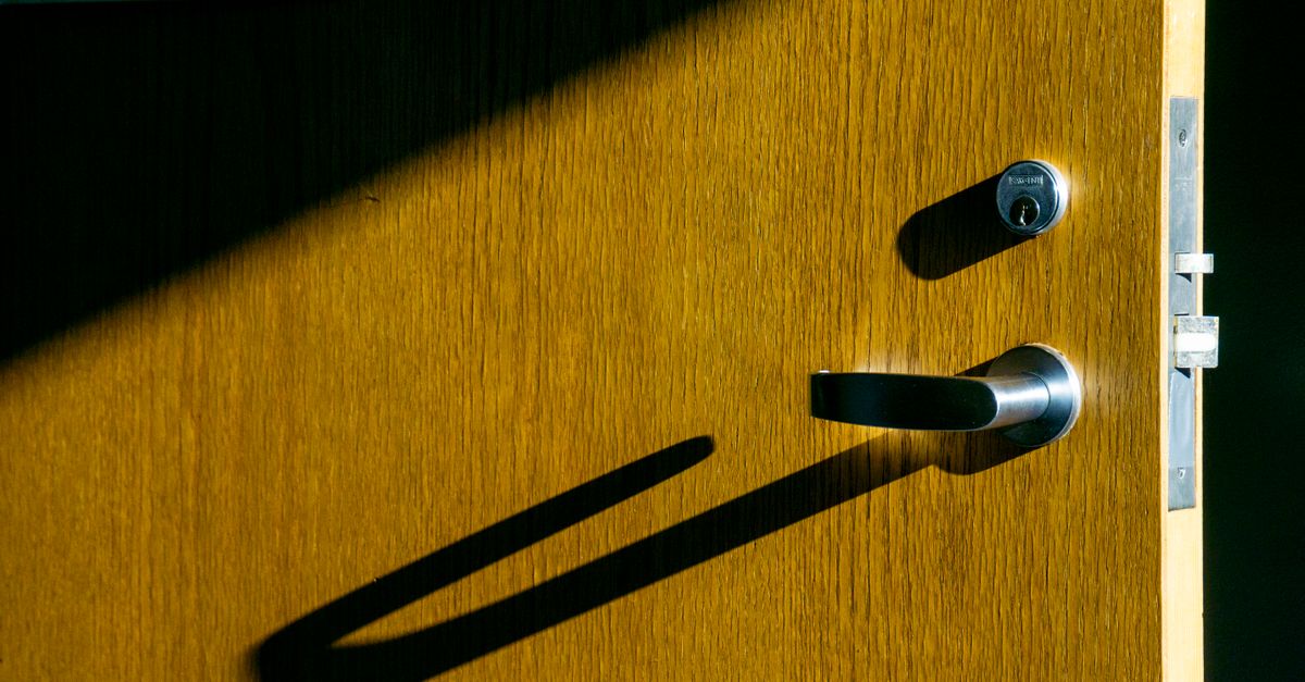 door security hardware — Virginia Pro Locksmiths