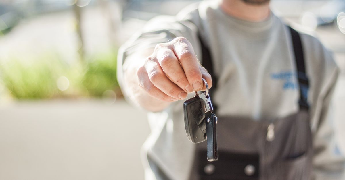 car key cutting machine — Virginia Pro Locksmiths